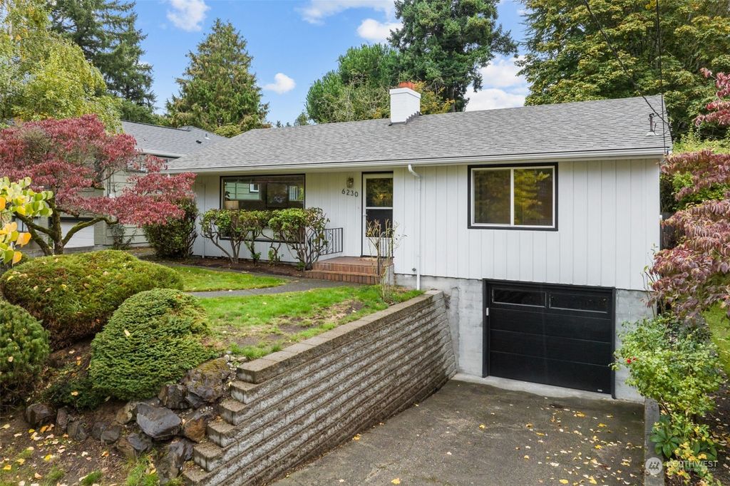 Photo of 6230 40th Avenue NE, Seattle, WA 98115 (MLS # 2170261)