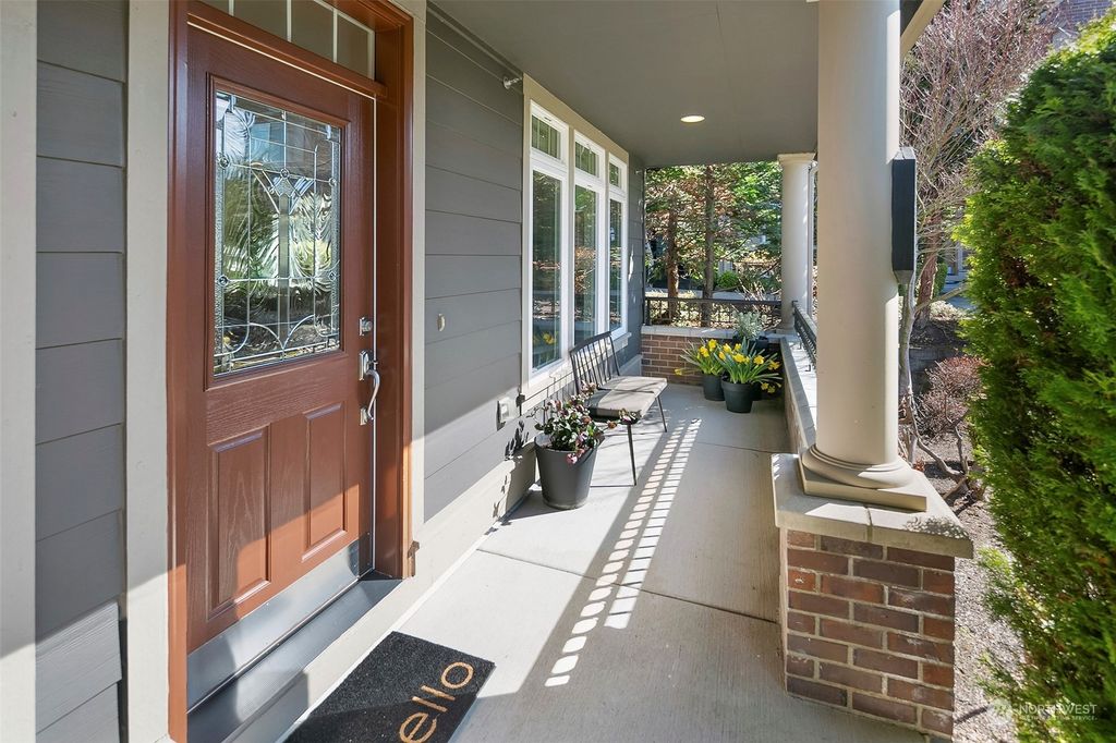 Photo of 1778 10th Avenue NE #1211, Issaquah, WA 98029 (MLS # 2048458)