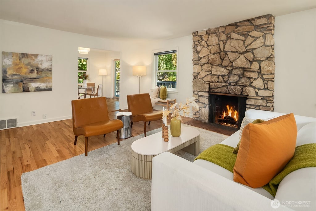 Photo of 8015 42nd Avenue NE, Seattle, WA 98115 (MLS # 2585032)