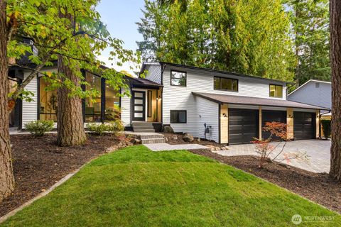 Photo of 3218 218th Avenue SE, Sammamish, WA 98075 (MLS # 2437776)