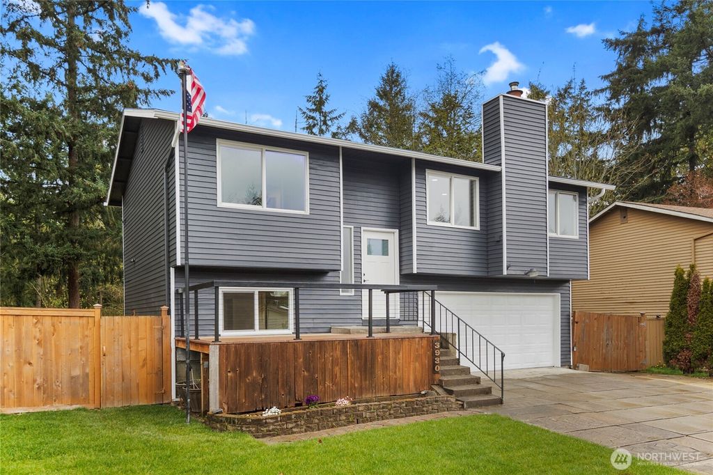 Photo of 3930 SW 332nd Place, Federal Way, WA 98023 (MLS # 2356908)