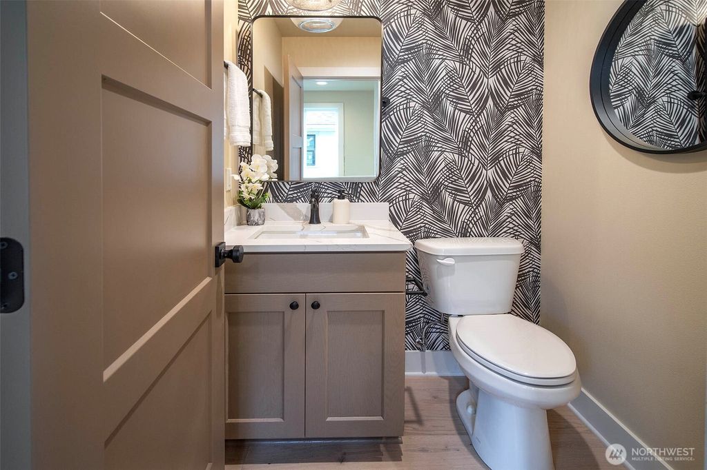 Photo of 434 20th Ave Ave, Kirkland, WA 98033 (MLS # 2503409)