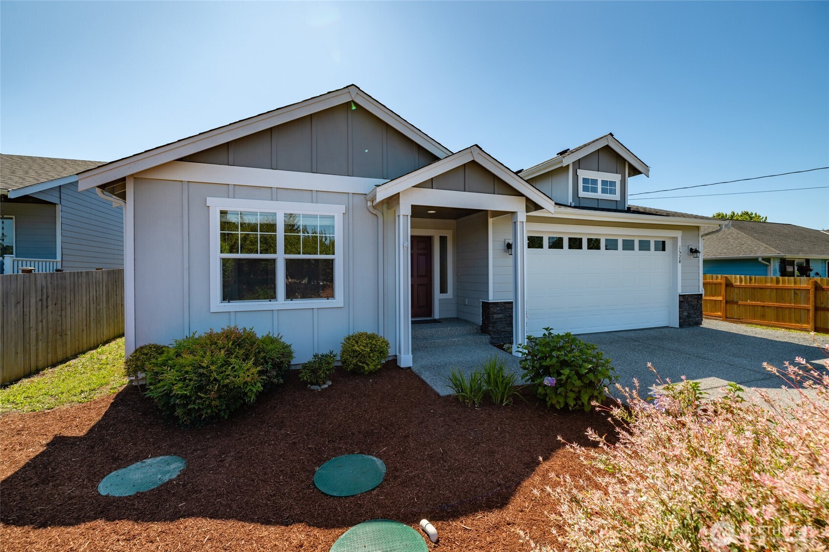 1528 E Camano Drive