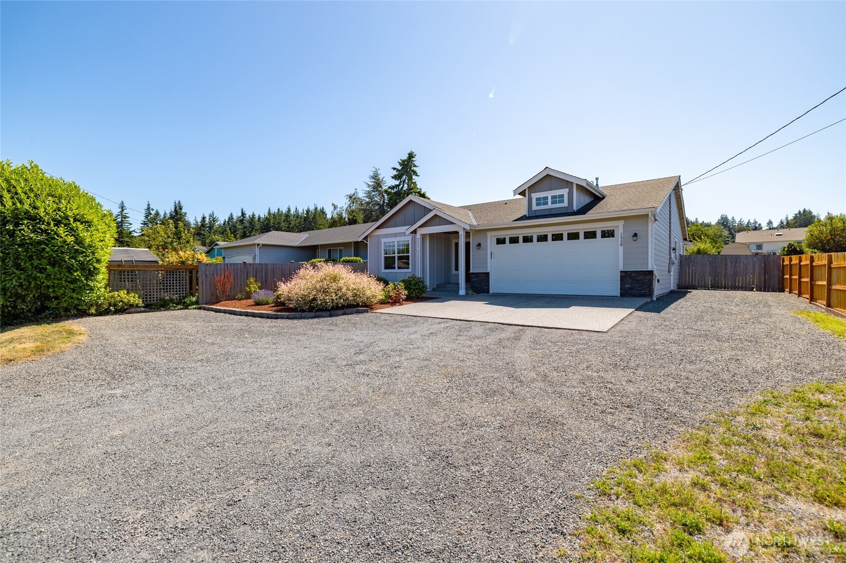 1528 E Camano Drive