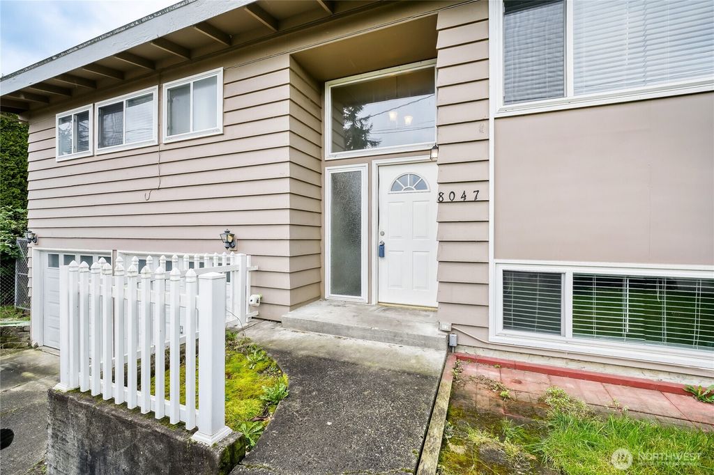 Photo of 8047 S 117th Street, Seattle, WA 98178 (MLS # 2486445)
