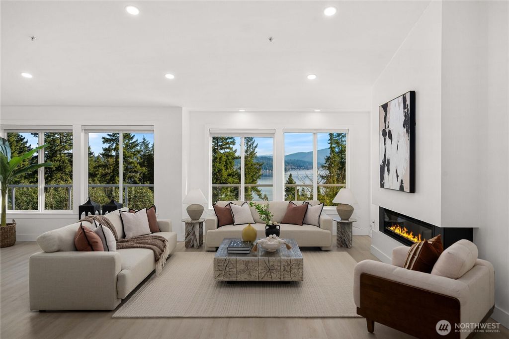 Photo of 17003 SE 14th Lane, Bellevue, WA 98008 (MLS # 2481581)