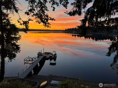 Photo of 22 Silcox Island Is, Lakewood, WA 98498 (MLS # 2425349)