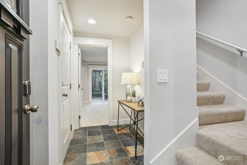 Photo of 1424 NW 62nd Street #B, Seattle, WA 98107 (MLS # 2239674)