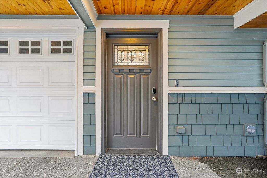 Photo of 1424 NW 62nd Street #B, Seattle, WA 98107 (MLS # 2239674)