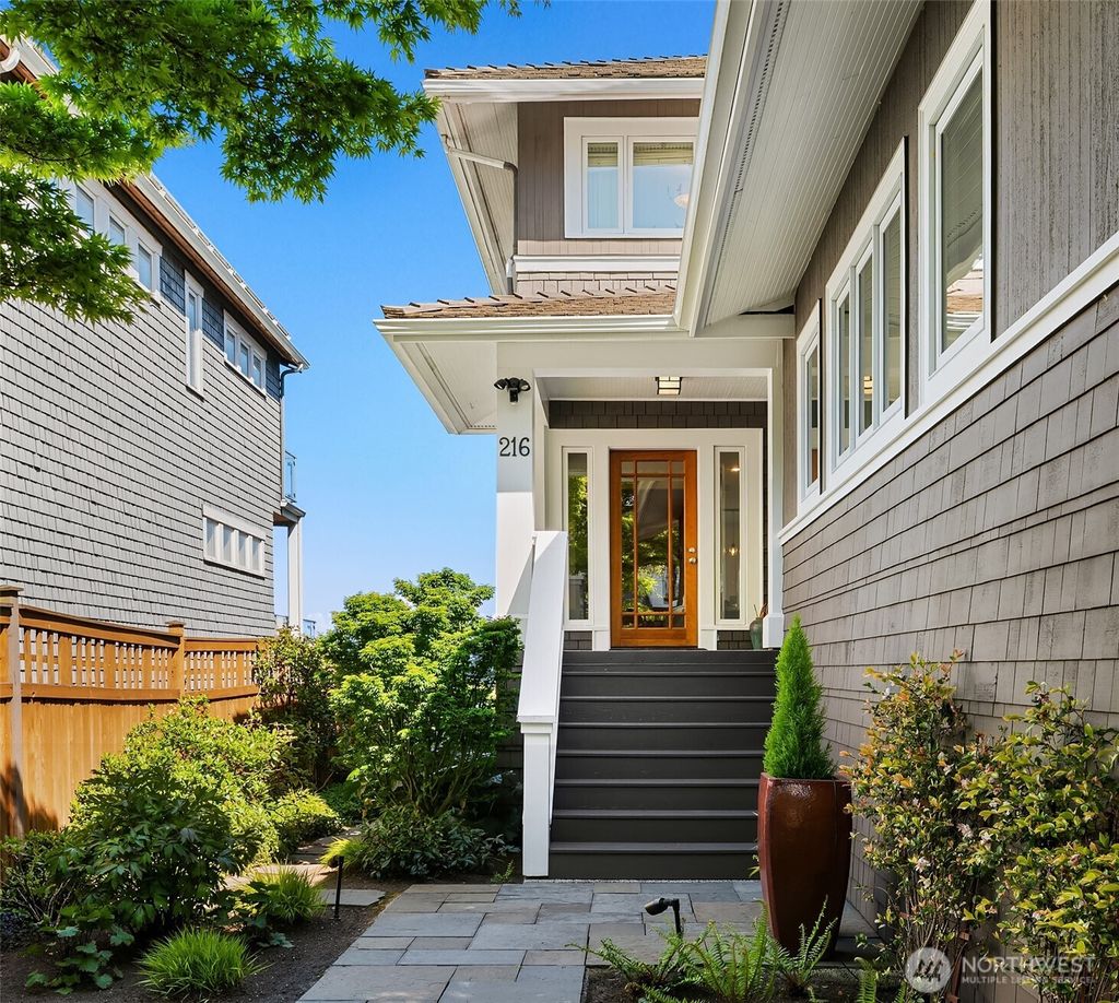 Photo of 216 30th Avenue S, Seattle, WA 98144 (MLS # 2518415)