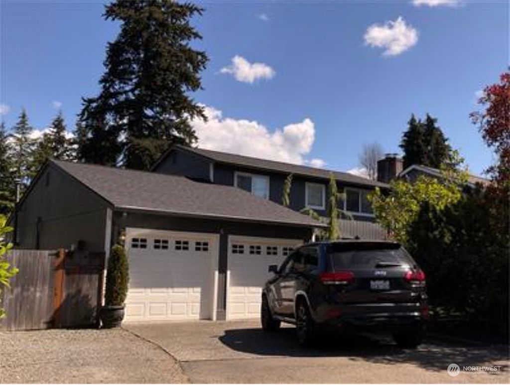 Photo of 8258 133rd Avenue NE, Redmond, WA 98052 (MLS # 2262674)