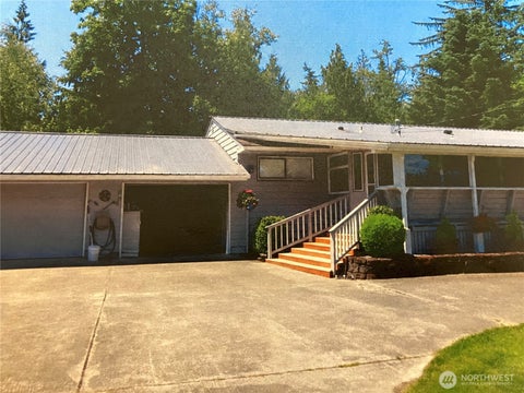 Photo of 28467 E Gilligan Creek Road, Sedro Woolley, WA 98284 (MLS # 2578452)