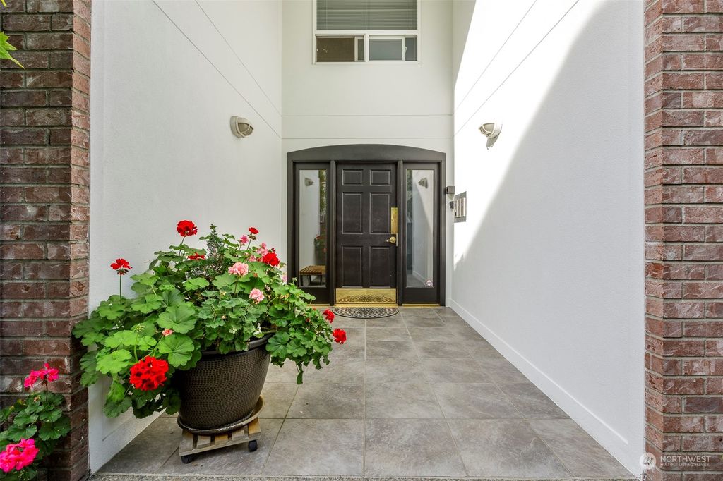 Photo of 229 3rd Avenue S #A, Edmonds, WA 98020 (MLS # 2303909)