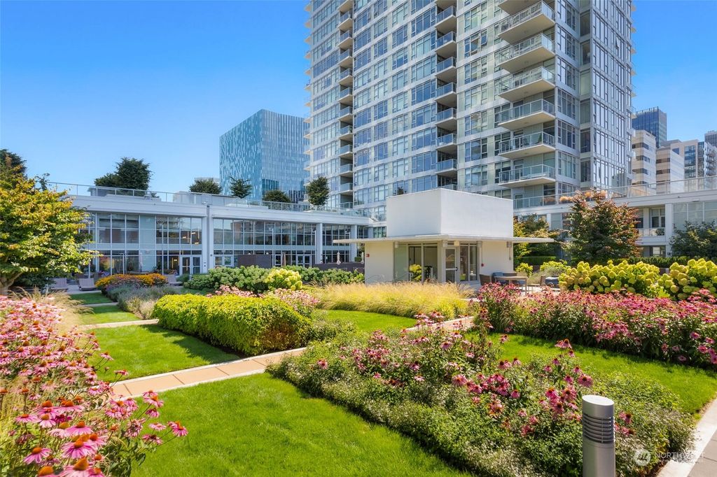 Photo of 588 Bell Street #2701S, Seattle, WA 98121 (MLS # 2146356)