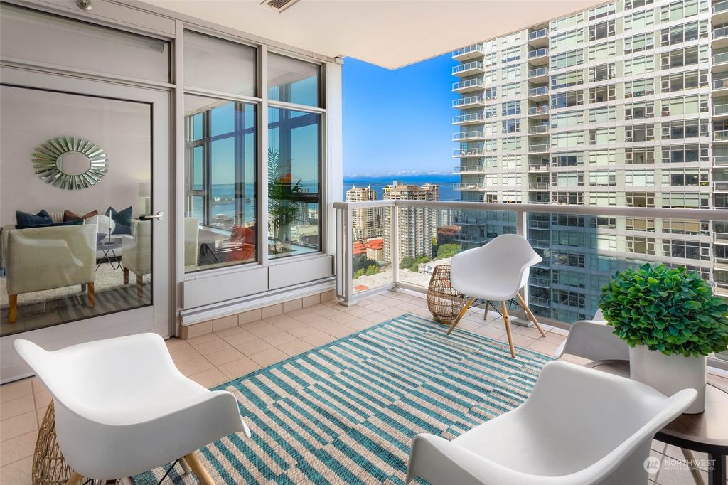 Photo of 588 Bell Street #2701S, Seattle, WA 98121 (MLS # 2146356)