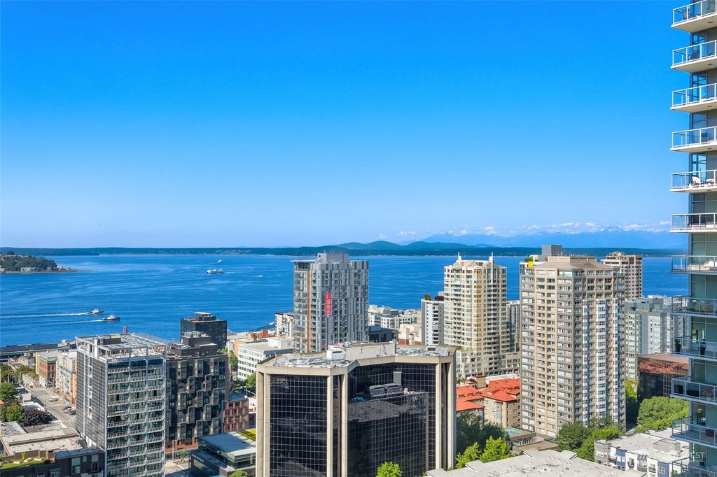 Photo of 588 Bell Street #2701S, Seattle, WA 98121 (MLS # 2146356)