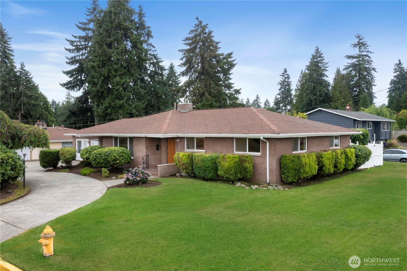 1104 Paradise Parkway