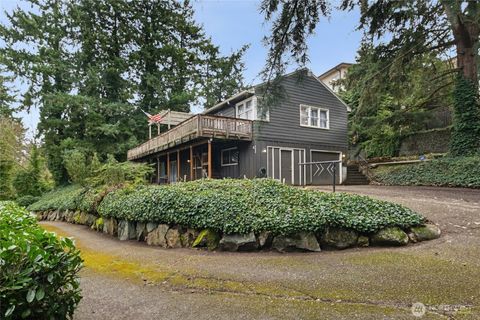 Photo of 2826 S Meridian, Puyallup, WA 98373 (MLS # 2483504)