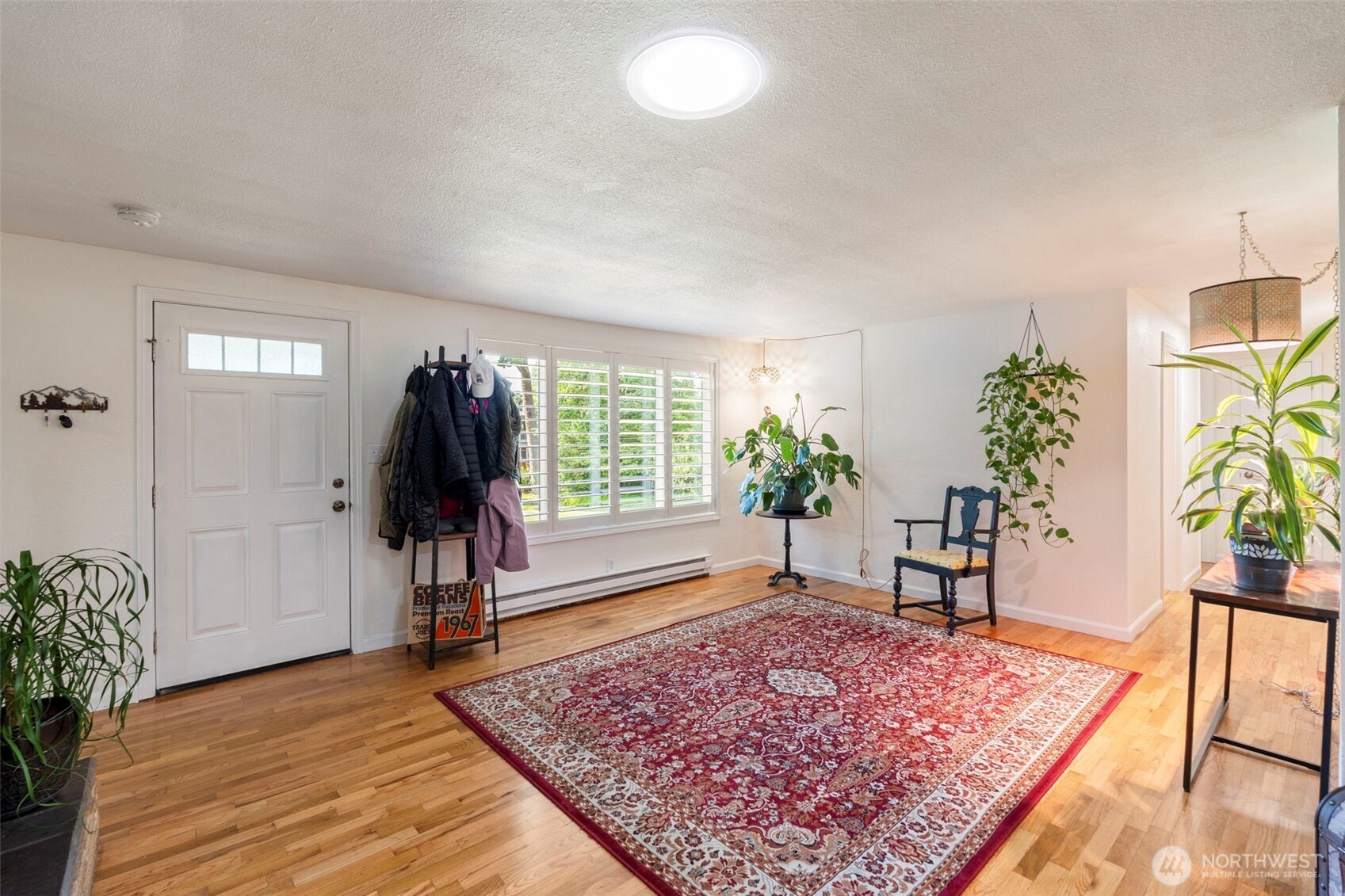 311 Hixon Drive SE