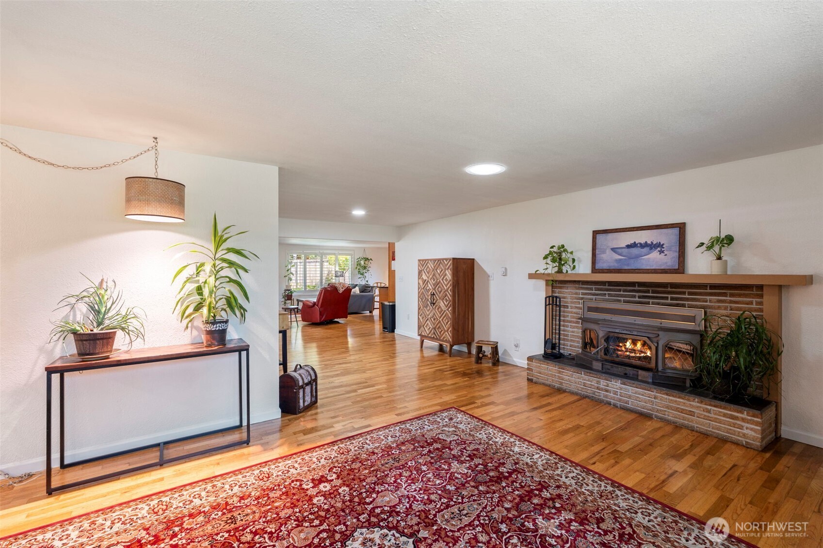 311 Hixon Drive SE