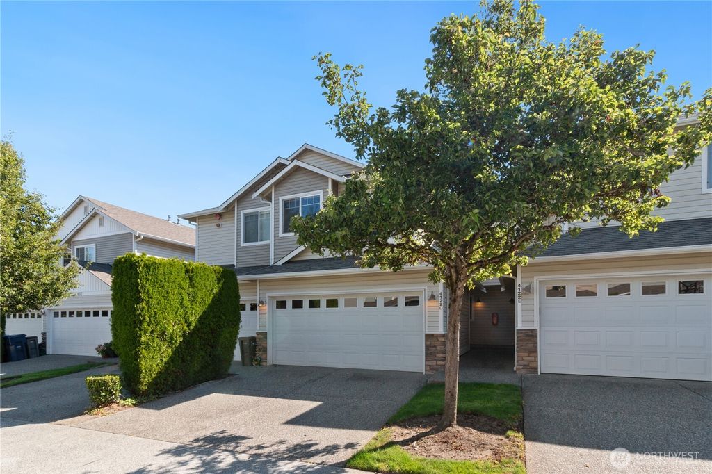 Photo of 4122 214th Street SW #D, Mountlake Terrace, WA 98043 (MLS # 2488116)