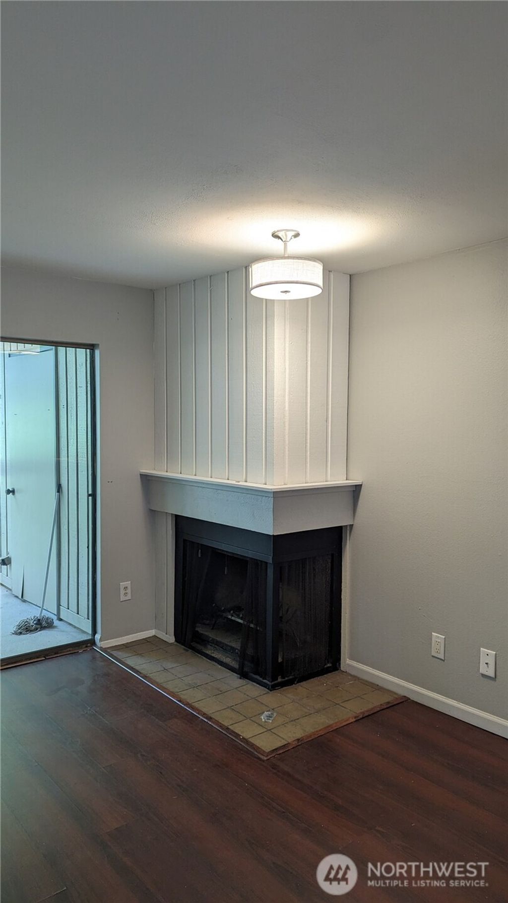 Photo of 10819 NE 37th Place #107, Bellevue, WA 98004 (MLS # 2517821)