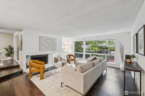 Photo of 2500 W Manor Place #217, Seattle, WA 98199 (MLS # 2506094)