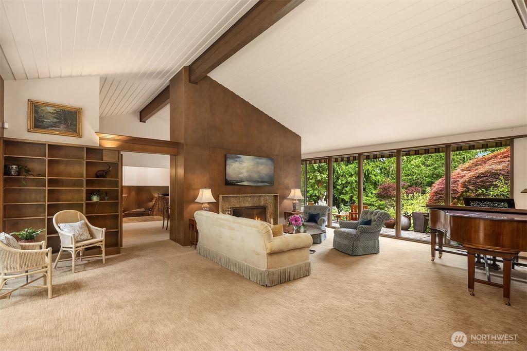 Photo of 114 NW Highland Drive, Shoreline, WA 98177 (MLS # 2524158)