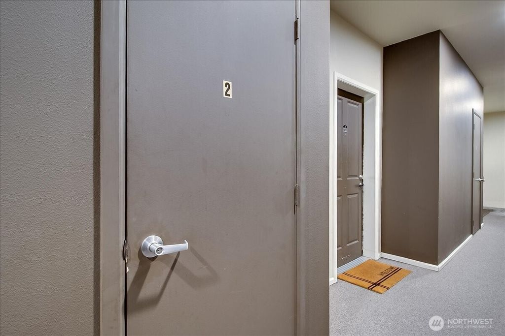 Photo of 517 225th Lane NE #E102, Sammamish, WA 98074 (MLS # 2459003)