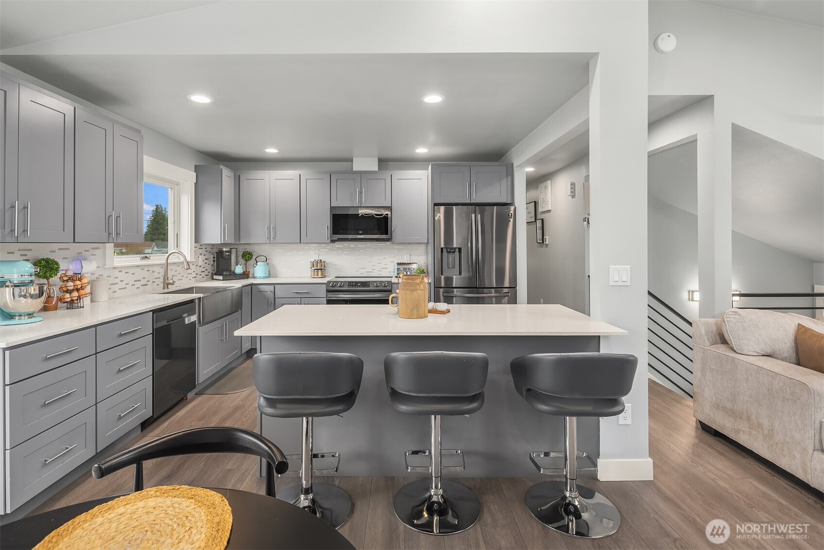 402 Olympia Boulevard SW