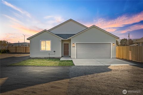 Photo of 608 4th Street, Mattawa, WA 99349 (MLS # 2463302)