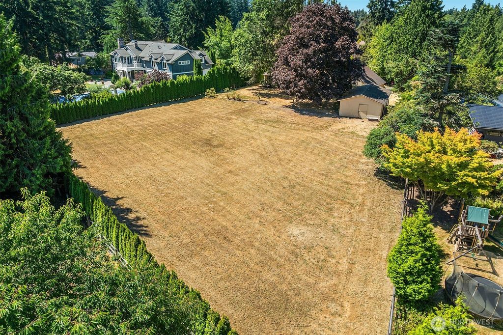 Photo of 6140 130th Avenue NE, Kirkland, WA 98033 (MLS # 2412397)