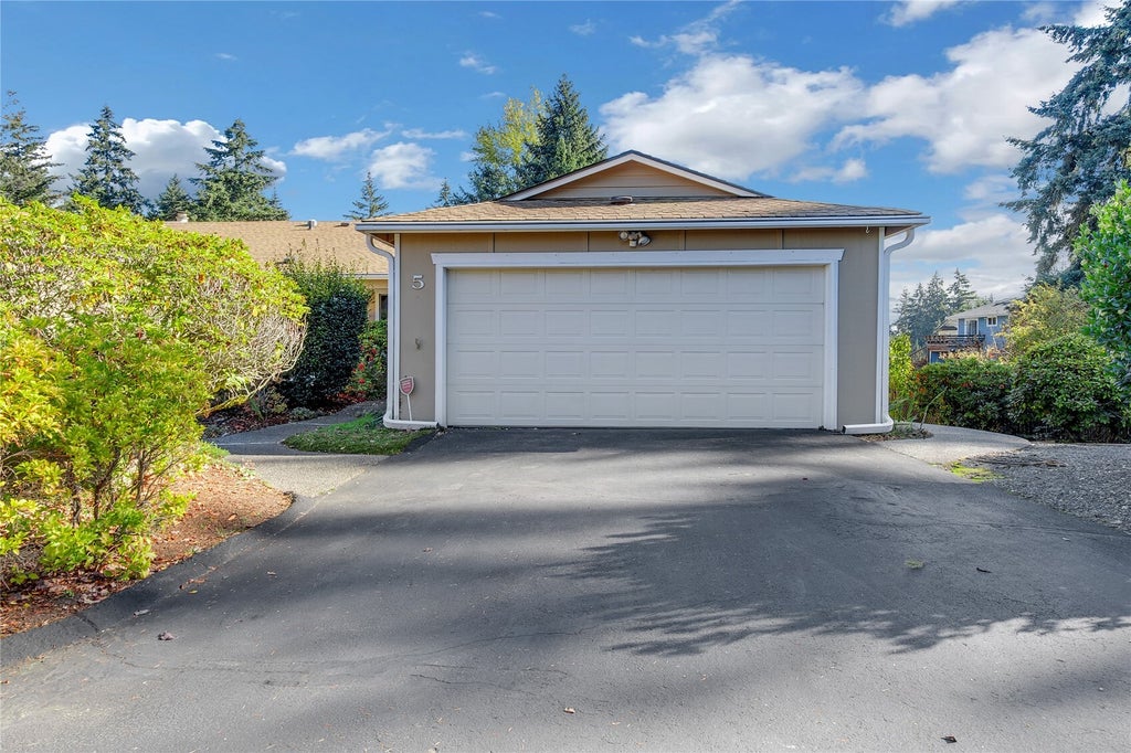 Photo of 7117 40th Street W #5, University Place, WA 98466 (MLS # 2596383)