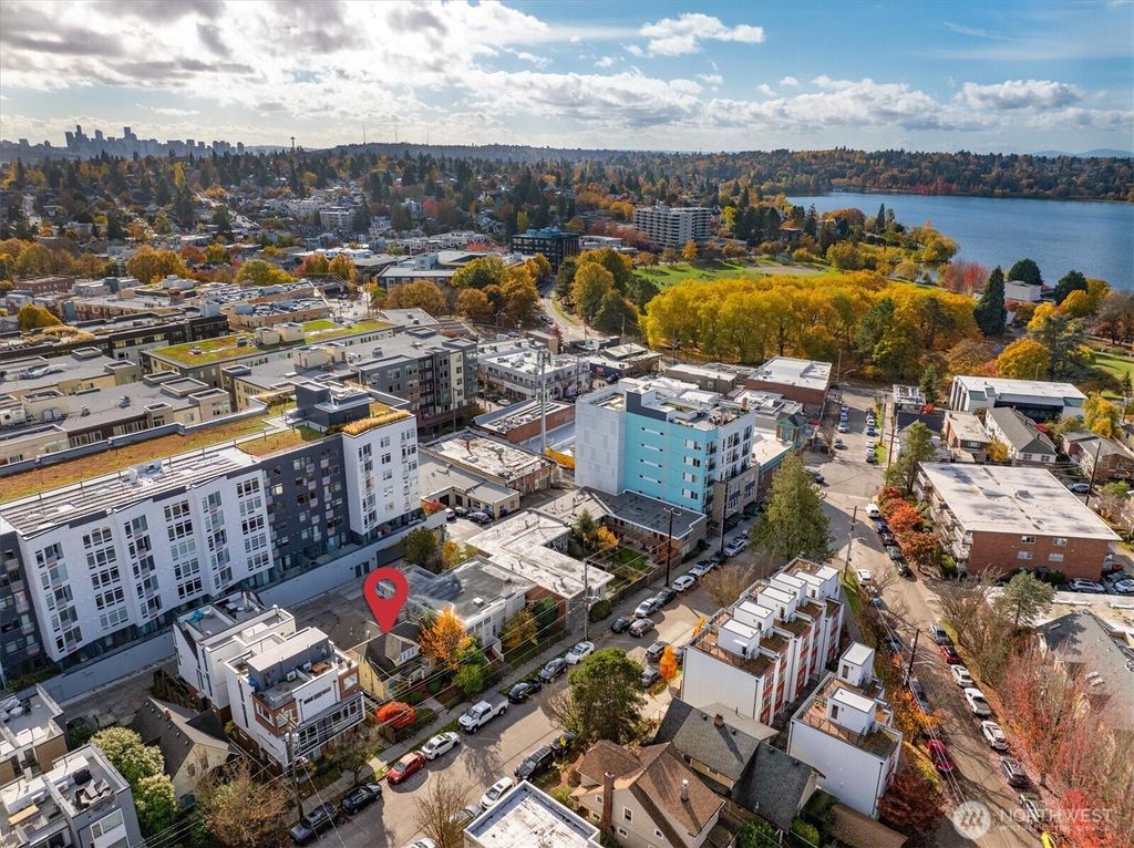 Photo of 433 NE 73rd Street, Seattle, WA 98115 (MLS # 2453397)