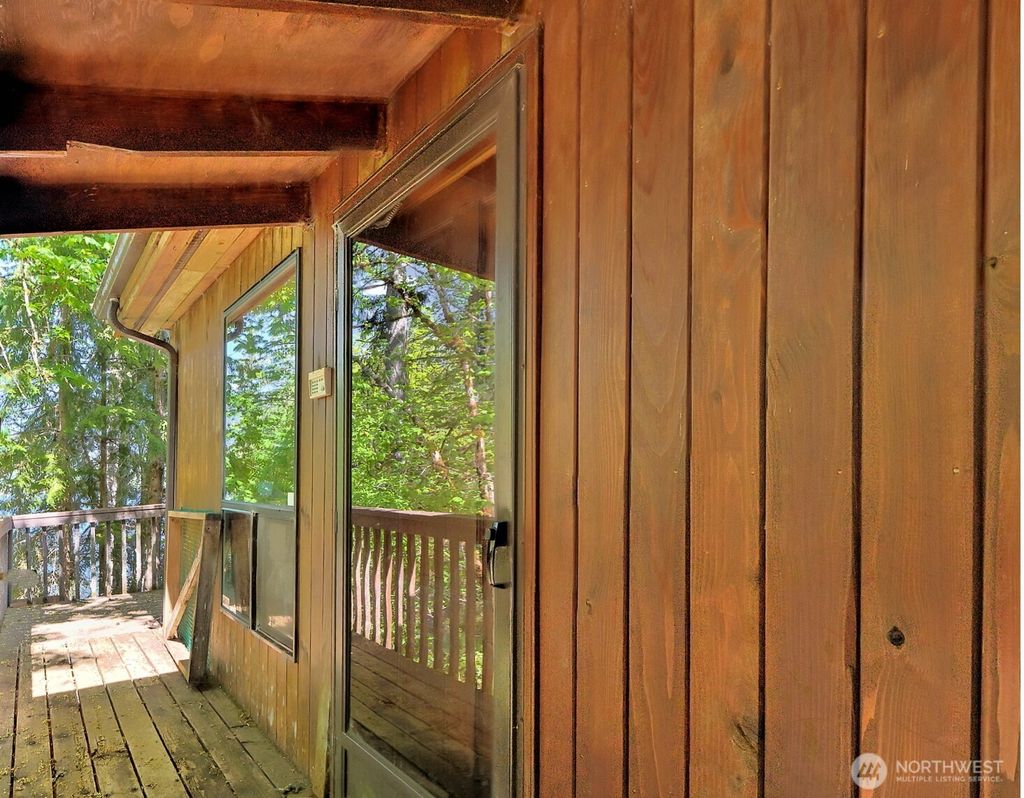 Photo of 2070 W Cushman Ridge Drive, Hoodsport, WA 98548 (MLS # 2518276)