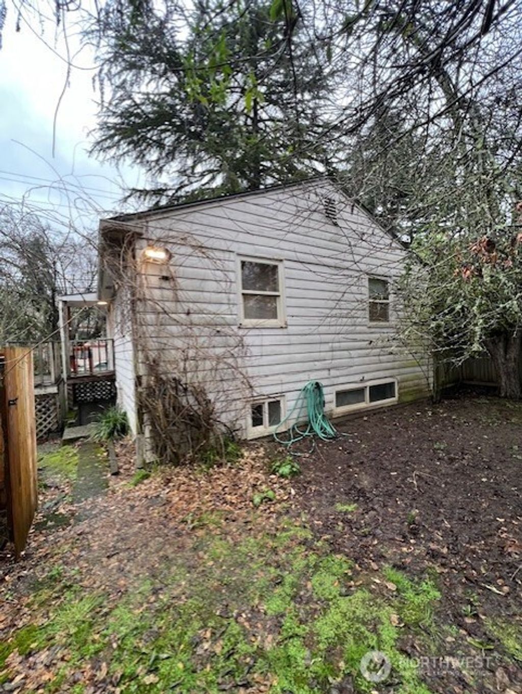 Photo of 4053 NE 55th Street, Seattle, WA 98105 (MLS # 2433922)