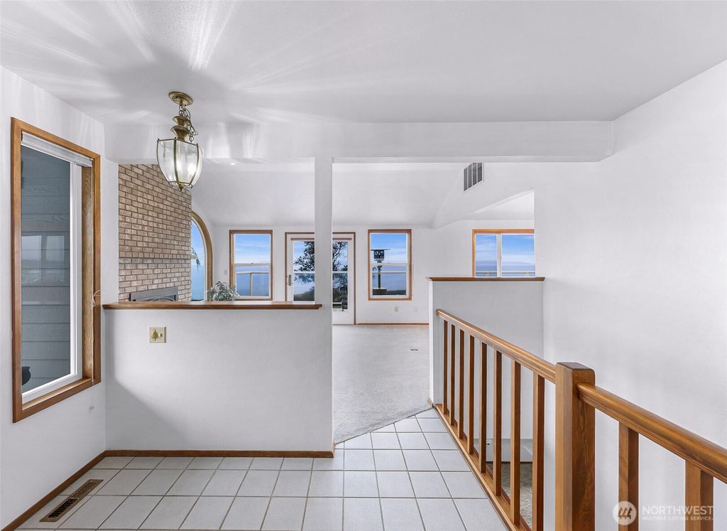 Photo of 1207 Rainier Lane, Oak Harbor, WA 98277 (MLS # 2494251)