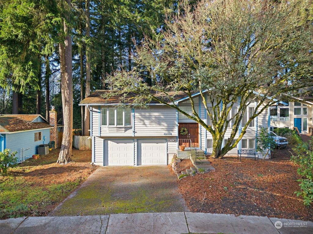 Photo of 10519 164th Avenue NE, Redmond, WA 98052 (MLS # 2315689)