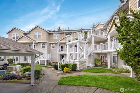 Photo of 5400 Harbour Pointe Boulevard #E205, Mukilteo, WA 98275 (MLS # 2511989)