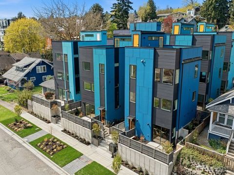 4517 35th Avenue S C Seattle WA 98118