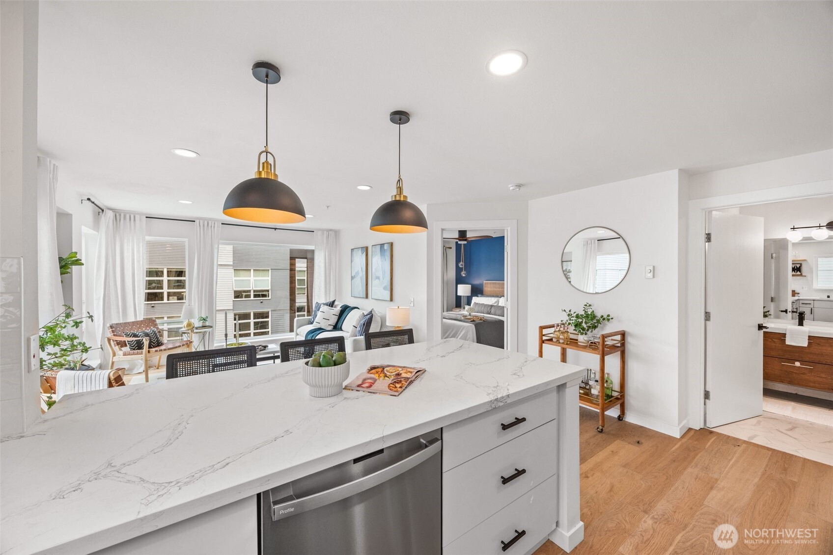 323 Queen Anne Avenue N 502