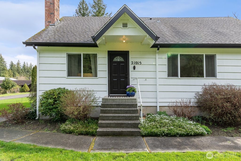 Photo of 21015 Frank Waters Road, Stanwood, WA 98292 (MLS # 2355130)