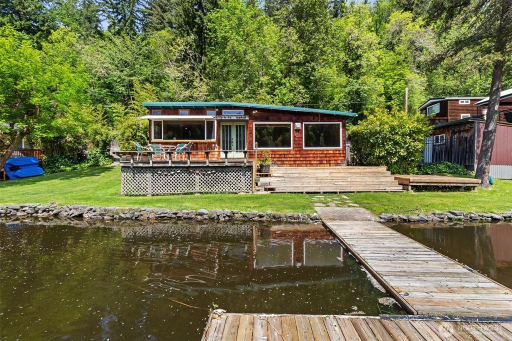 Photo of 38509 Orville Road E, Eatonville, WA 98328 (MLS # 2527236)
