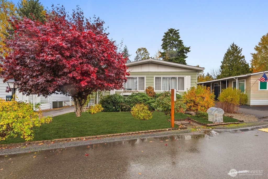 Photo of 1121 244th Street SW #19, Bothell, WA 98021 (MLS # 2452336)