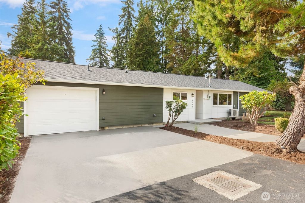 Photo of 5502 216th Street SW, Mountlake Terrace, WA 98043 (MLS # 2443345)