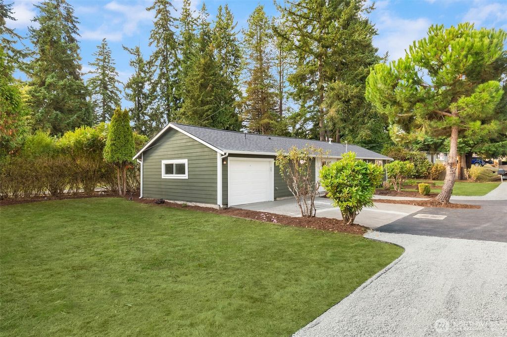 Photo of 5502 216th Street SW, Mountlake Terrace, WA 98043 (MLS # 2443345)
