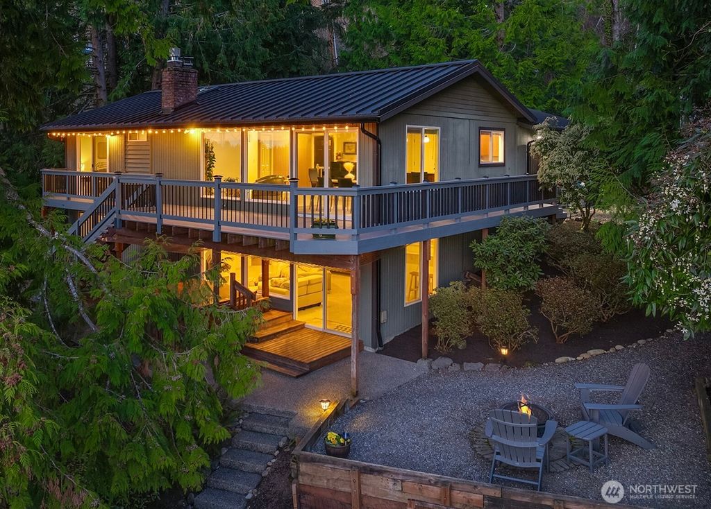 Photo of 17030 Tiger Mountain Road SE, Issaquah, WA 98027 (MLS # 2480337)