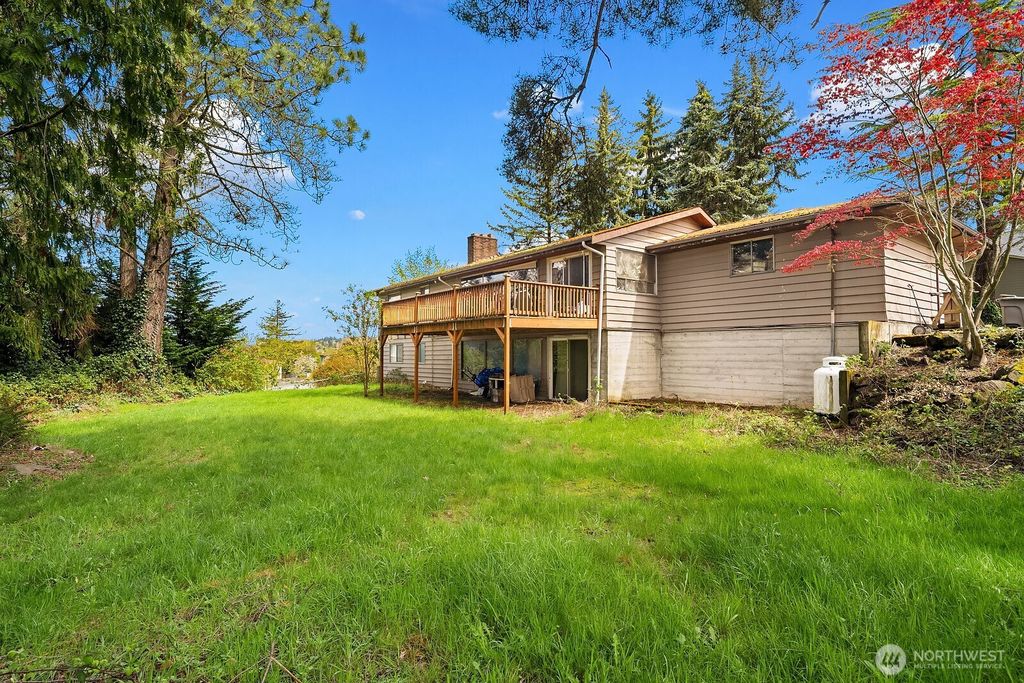 Photo of 3737 Park Avenue N, Renton, WA 98056 (MLS # 2514044)