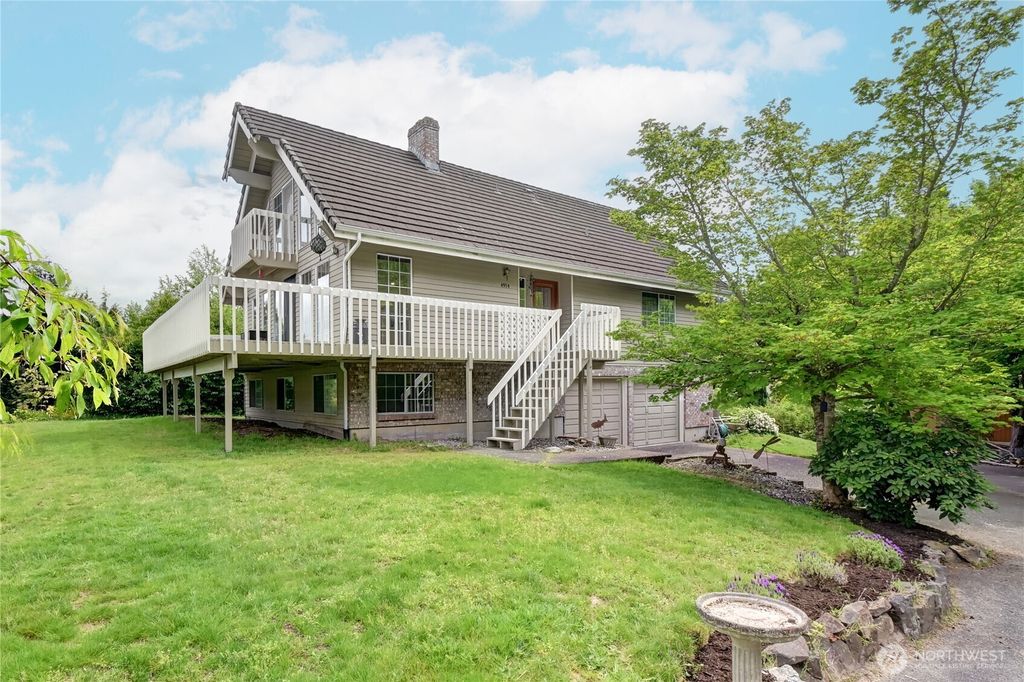 Photo of 4914 Dover Street, Everett, WA 98203 (MLS # 2529969)