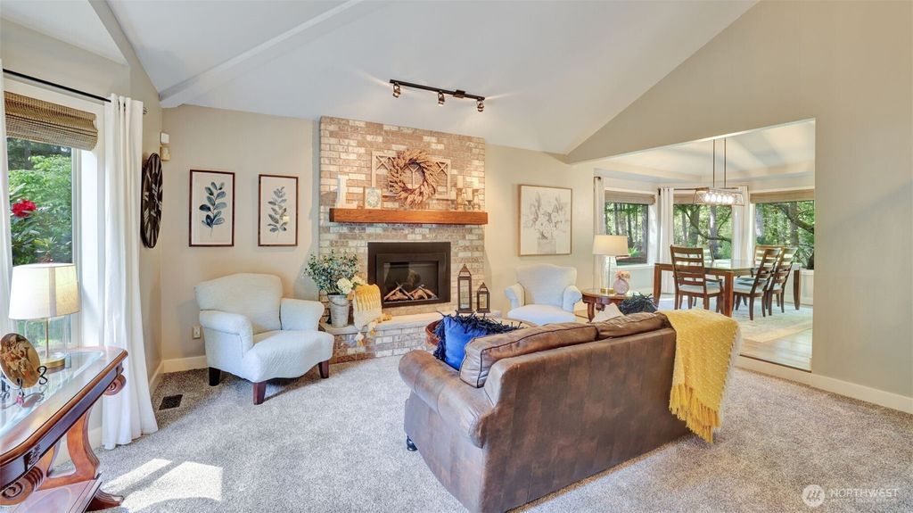 Photo of 16930 SE 327TH Place, Auburn, WA 98092 (MLS # 2366746)